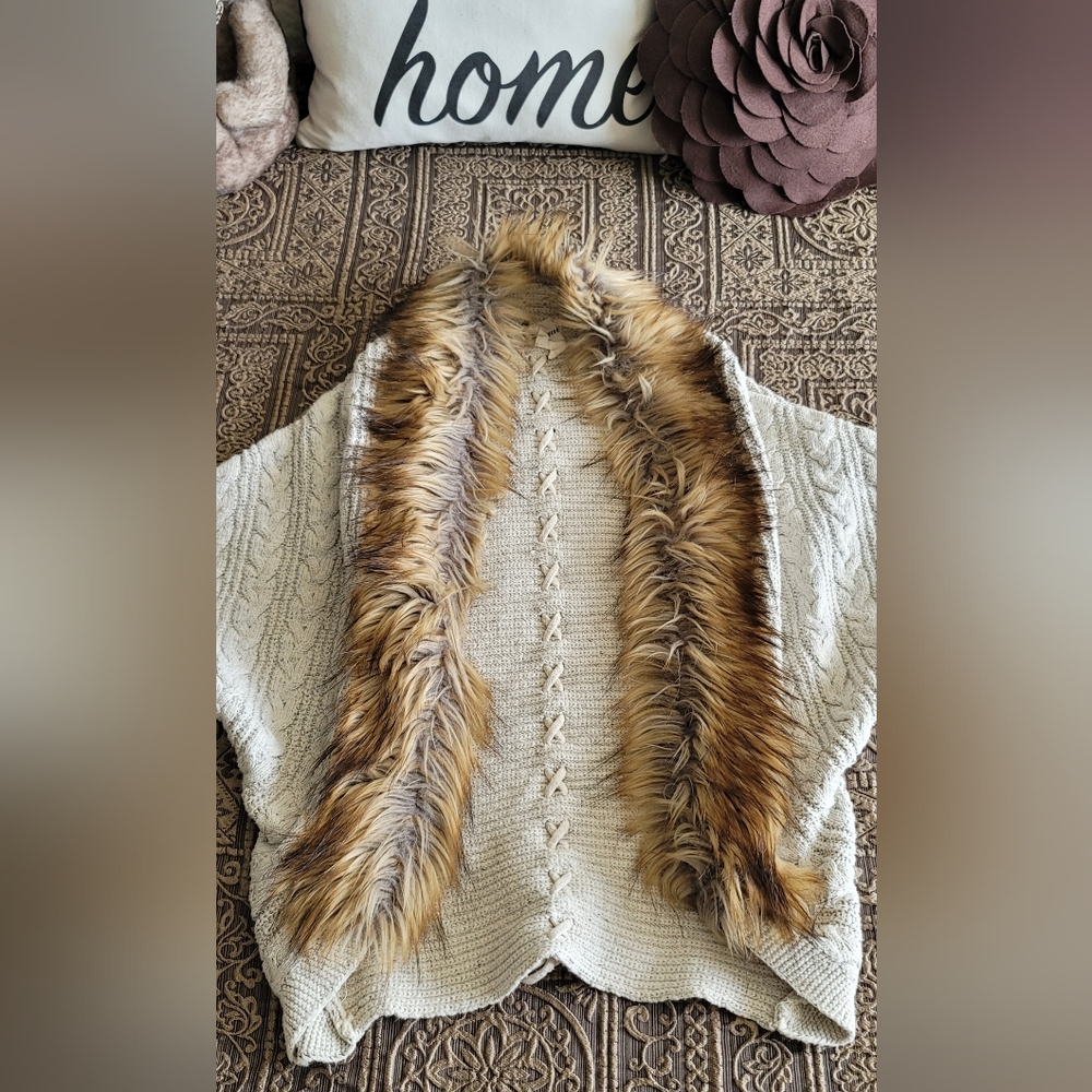 A.Gain Faux Fur Cable Knit Wool Blend Oatmeal Cardigan - Size Small